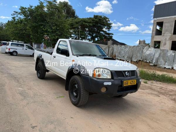 2015 Nissan  NP300 Hardbody
