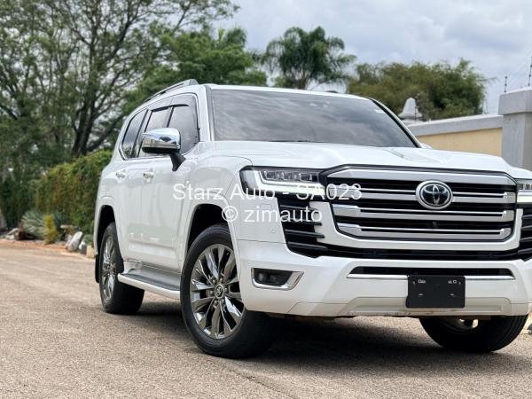 2024 Toyota  Landcruiser 300 ZX
