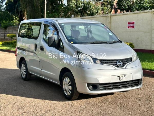 2016 Nissan  NV200