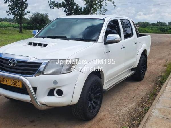 2014 Toyota  Hilux