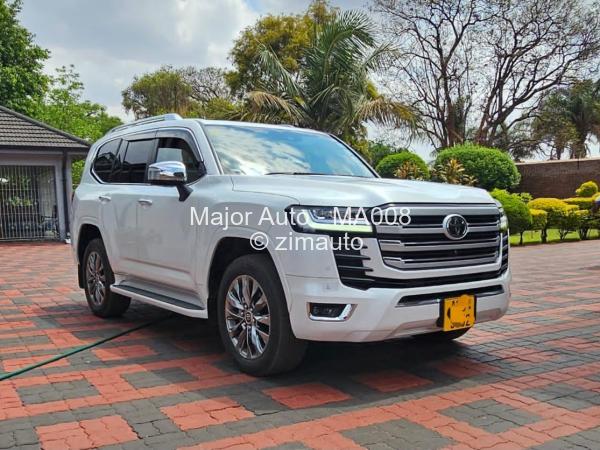 2024 - Toyota  Landcruiser 300 ZX