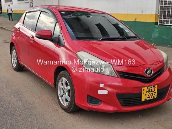 2012 Toyota  Vitz