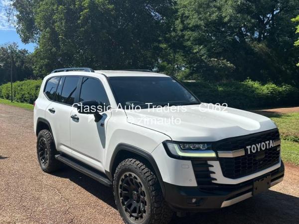 2025 Toyota  Land Cruiser 300