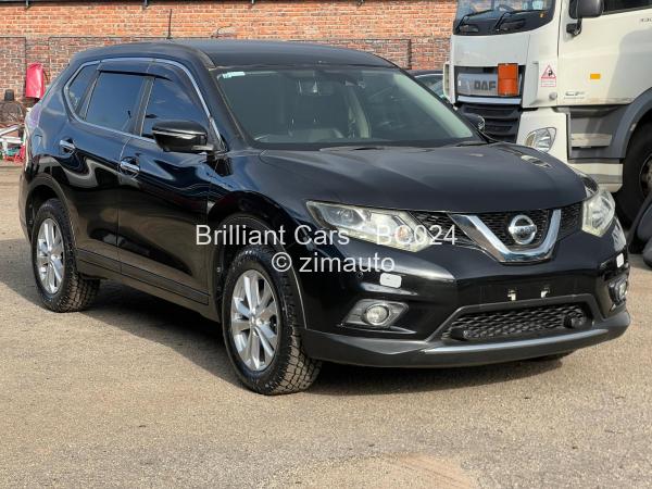 2016 Nissan  X-Trail