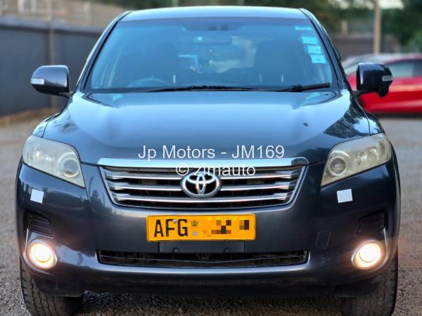 2010 Toyota  Vanguard