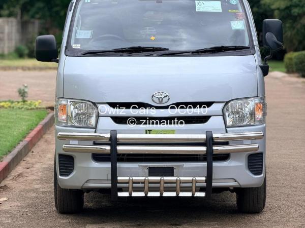 2016 Toyota  Quantum