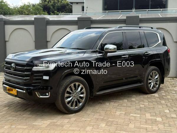 2023 - Toyota  Land Cruiser 300