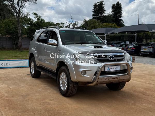 2008 - Toyota  Fortuner