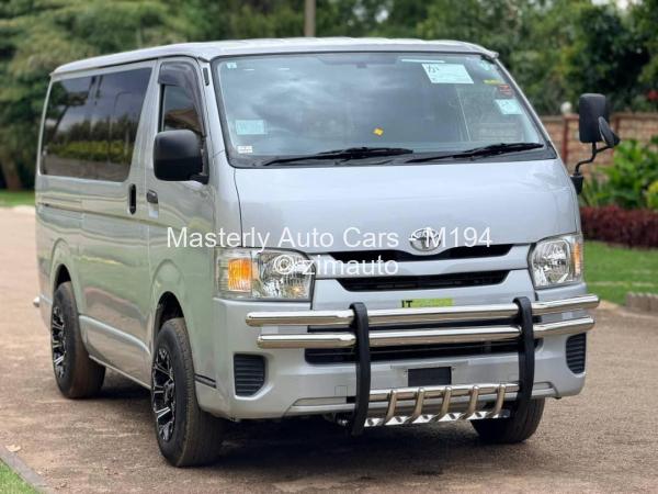 2016 Toyota  Hiace