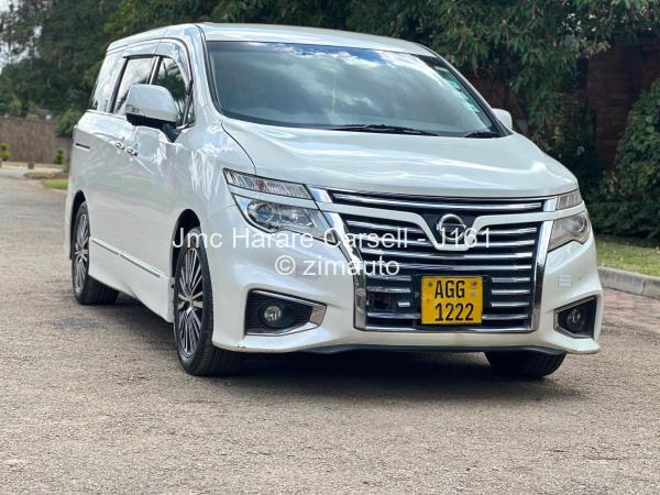 2016 Nissan  Elgrand