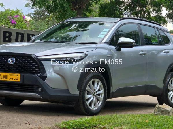 2023 - Toyota  Corolla Cross