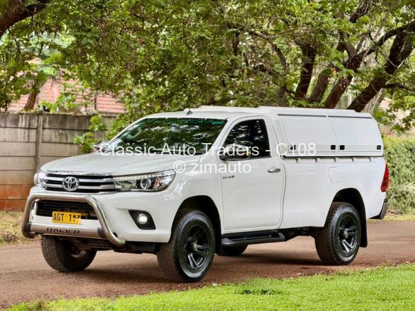 2019 Toyota  Hilux