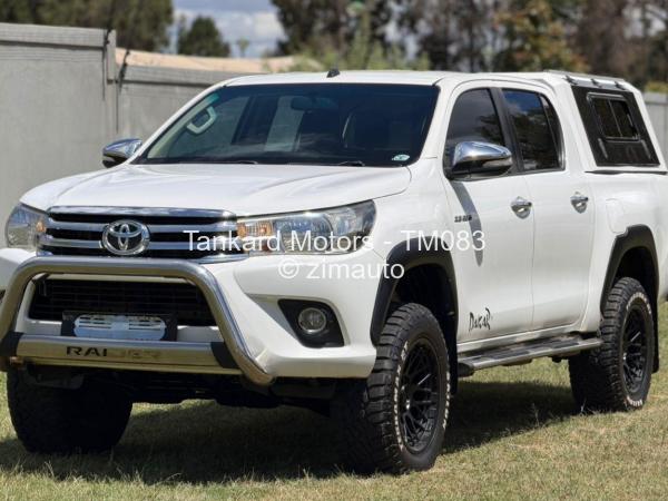 2016 Toyota  Hilux