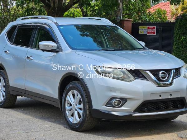 2016 Nissan  X-Trail
