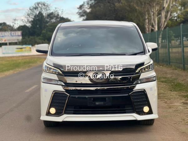 2017 - Toyota  Vellfire