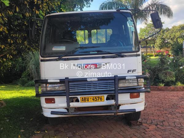 2000 Hino FF
