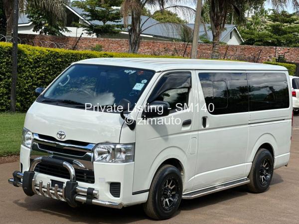 2017 Toyota  Hiace