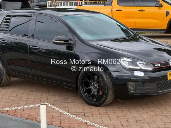 2010 Volkswagen  Golf