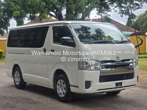 2017 Toyota  Hiace