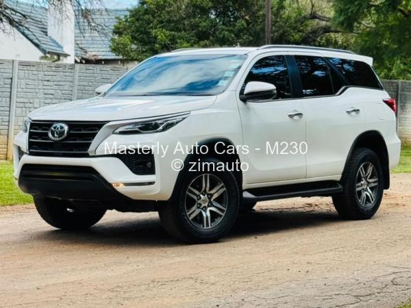 2022 Toyota  Fortuner