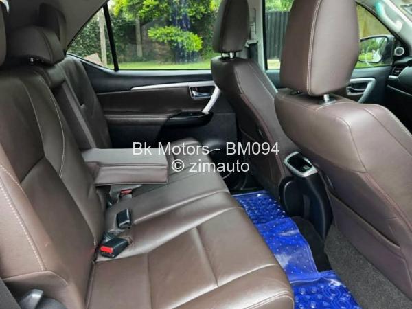 2019 Toyota  Fortuner