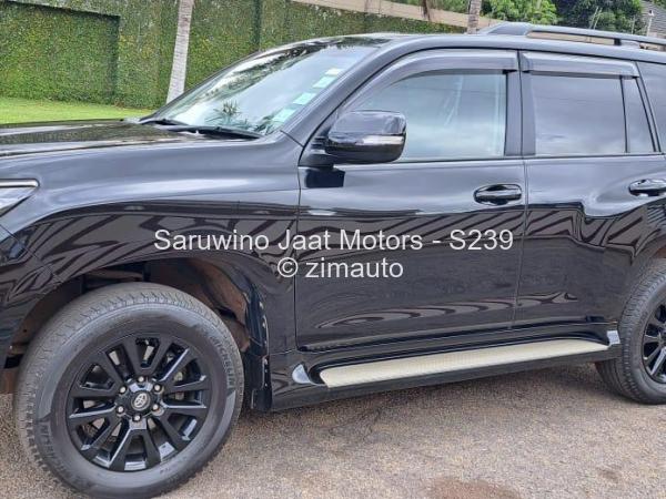 2022 Toyota  Land Cruiser Prado