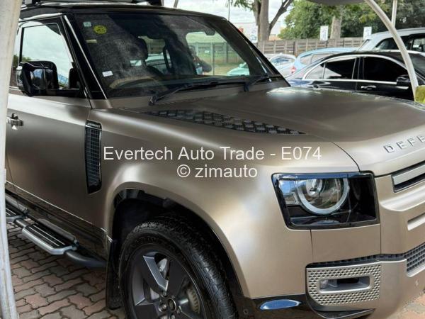 2023 Land-Rover  Defender