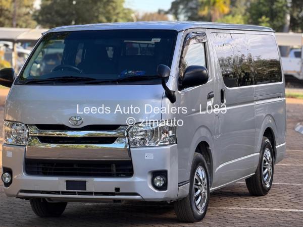 2017 Toyota  Quantum