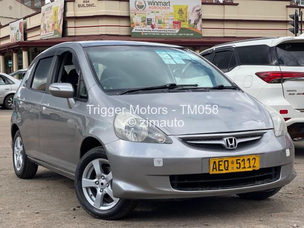 2004 Honda Fit
