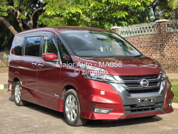 2018 Nissan  Serena