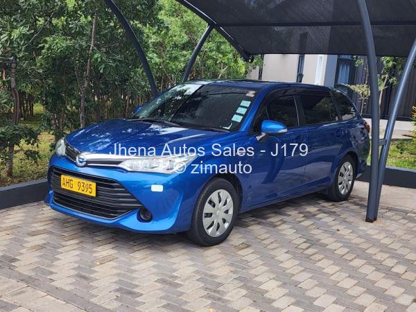 2017 Toyota  Fielder