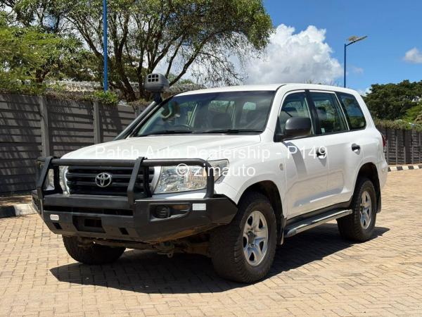 2010 Toyota  Land Cruiser 200