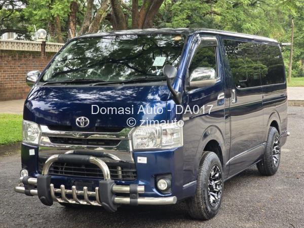 2017 Toyota  Quantum Mini