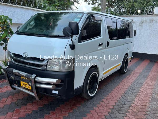2014 Toyota  Hiace