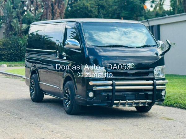 2017 Toyota  Hiace