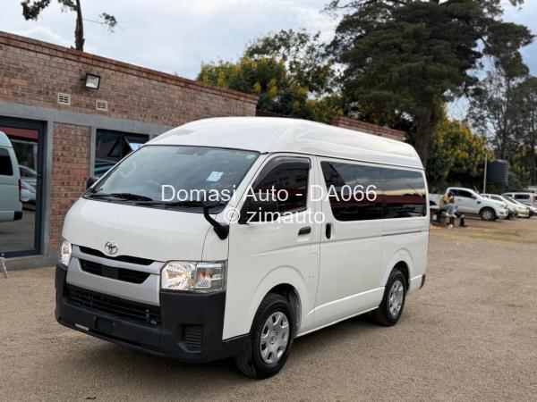 2021 Toyota  Quantum Mini