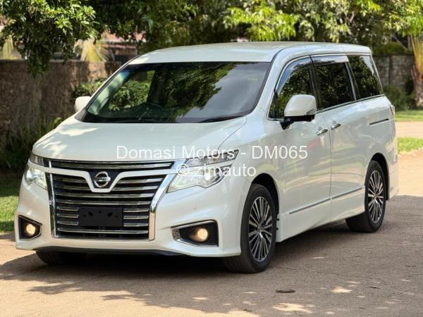 2016 Nissan  Elgrand