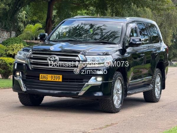 2019 Toyota  Land Cruiser 200
