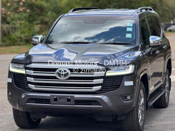 2023 Toyota  Land Cruiser 300