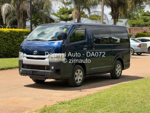 2017 Toyota  Hiace