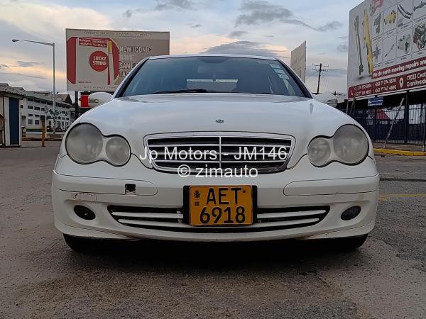 2005 Mercedes Benz C180