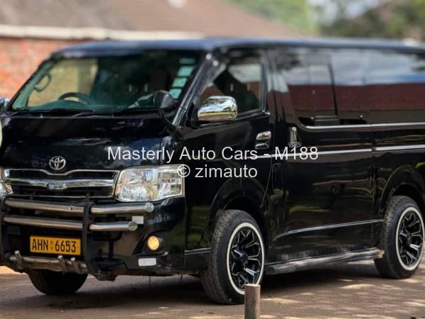 2016 Toyota  Quantum Mini