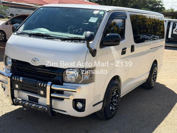 2018 Toyota  Quantum