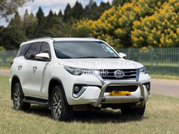 2017 Toyota  Fortuner