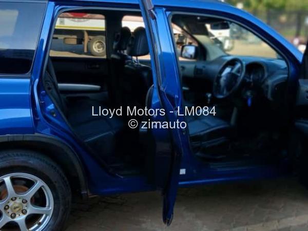 2009 - Nissan  X-Trail