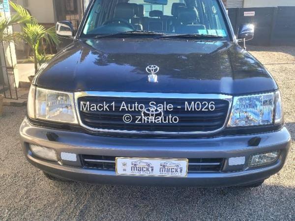 1999 Toyota  Land Cruiser 100