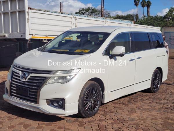 2016 Nissan  Elgrand
