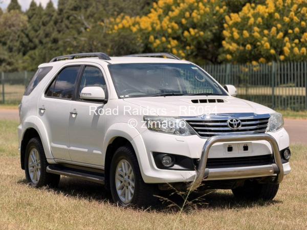 2014 Toyota  Fortuner