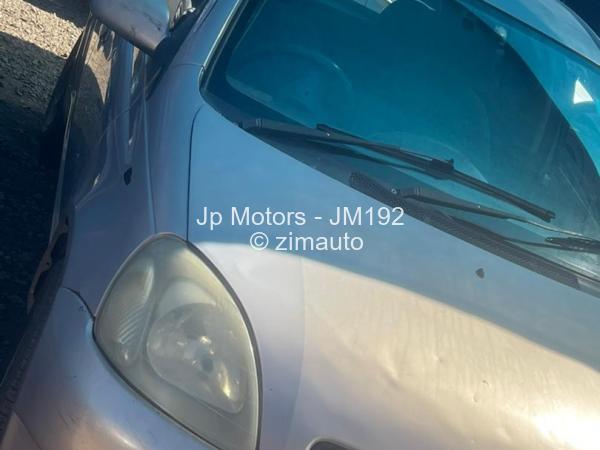 2001 Toyota  Vitz