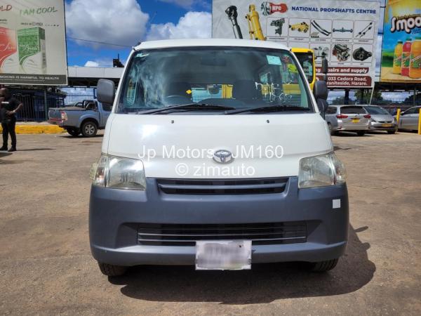 2017 Toyota  Lite Ace